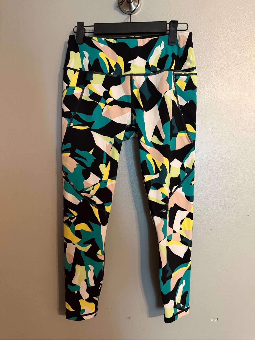 Sweaty Betty Power 7/8 Leggings S US 4-6 Abstract Print 24”
